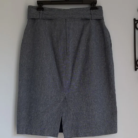 Bow Tie Belted Skirt - Picture 4 of 8